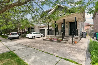 3893 Barley Trail, Mississauga, On L5m 6n2