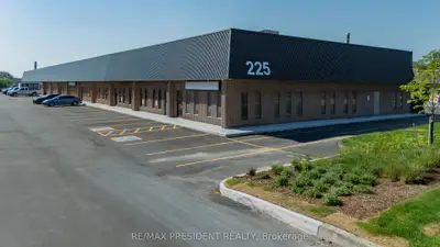 225 Advance Boulevard 4 & 5, Brampton, On L6t 4j2