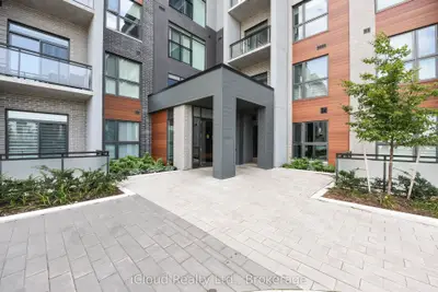 95 Dundas Street 004, Oakville, On L6m 5n4