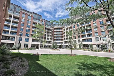 Condo Apartment in Oakville
