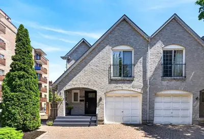 Semi-Detached in Oakville