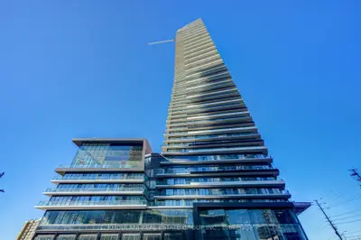 Condo Apartment in Mississauga
