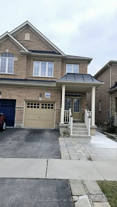 Semi-Detached in Milton