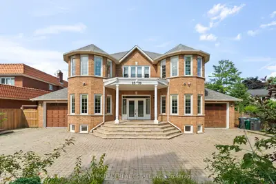 2339 Glengarry Road, Mississauga, On L5c 1y1