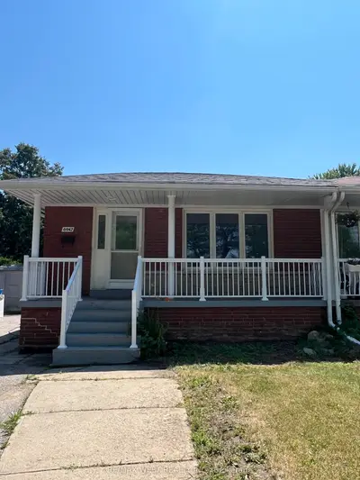 Semi-Detached in Mississauga