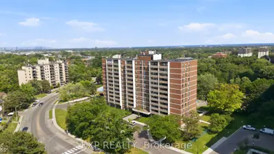 Condo Apartment in Mississauga