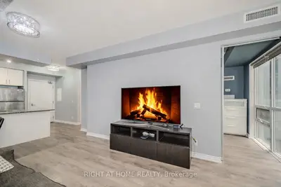 Condo Apartment in Toronto