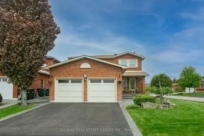 Detached in Brampton