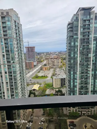 30 Elm Drive W 2206, Mississauga, On L5b 0n6