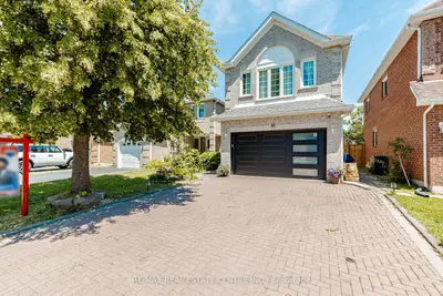 Detached in Brampton