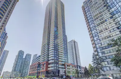 Condo Apartment in Mississauga