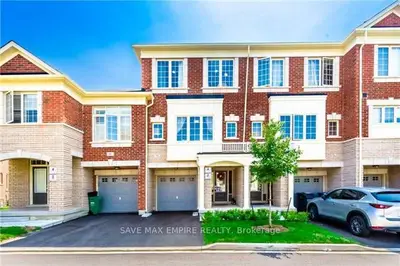 Att/Row/Townhouse in Brampton