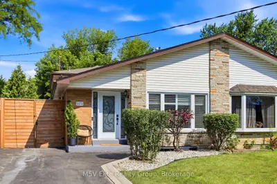 Semi-Detached in Mississauga