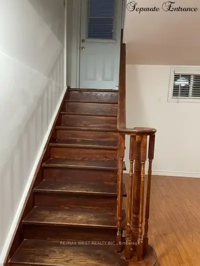 43 Montjoy Crescent, Brampton, On L6s 3e6