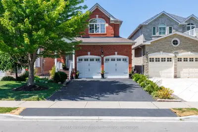 Detached in Brampton