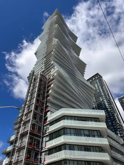Condo Apartment in Mississauga