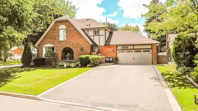 Detached in Brampton