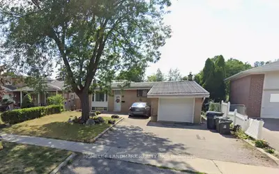 Detached in Toronto