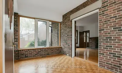 224 Ellis Avenue, Toronto, On M6s 2x2