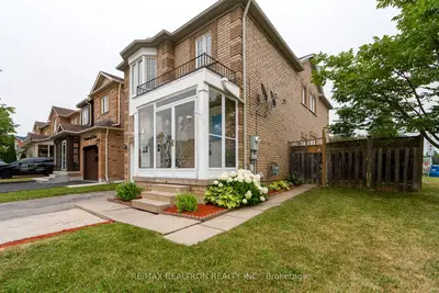 Detached in Brampton