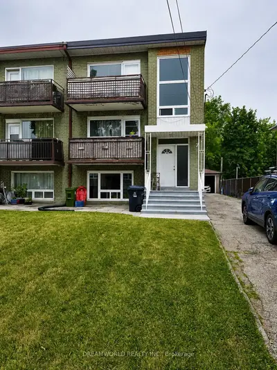7 Diana Drive, Toronto, On M3m 2w2