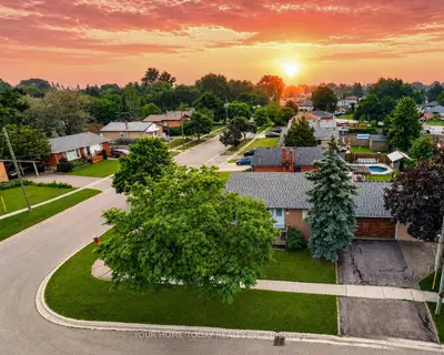 Detached in Halton Hills