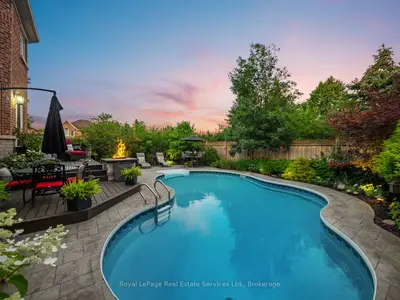 1478 Creekwood Trail, Oakville, On L6h 6e6