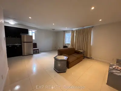 256 Lakeshore Road E 3, Mississauga, On L5g 1g9
