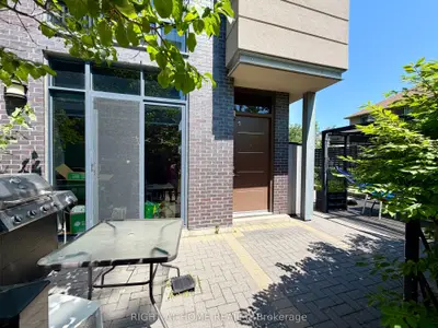 Condo Townhouse in Toronto