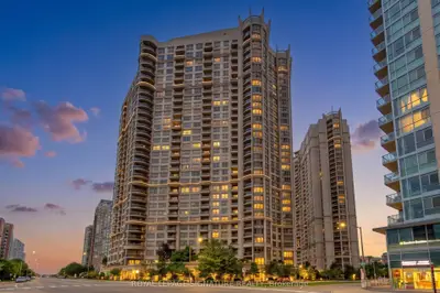 Condo Apartment in Mississauga