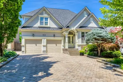 549 Renshaw Court, Mississauga, On L5h 4l6