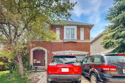 Detached in Mississauga