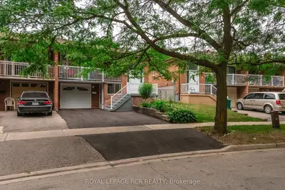Semi-Detached in Brampton
