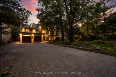 2130 Autumn Breeze Drive N, Mississauga, On L5b 1r4