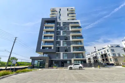 Condo Apartment in Oakville