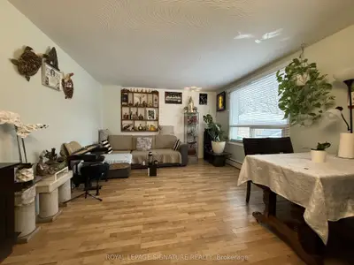1195 Lakeshore Road E, Mississauga, On L5e 1g1