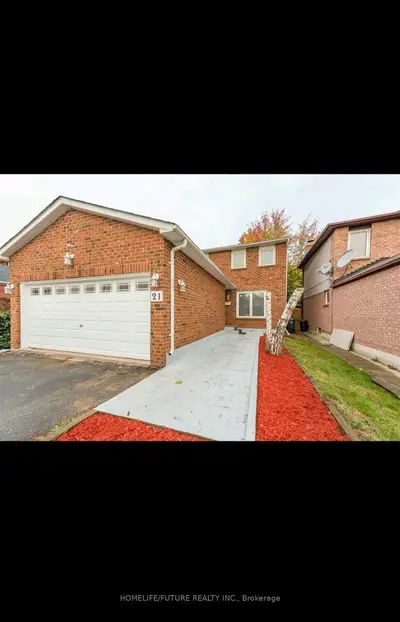 Detached in Brampton