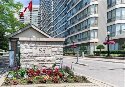 Condo Apartment in Mississauga