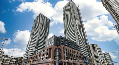 Condo Apartment in Mississauga