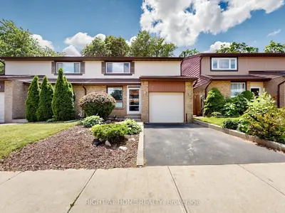 1580 Lancaster Drive 2, Oakville, On L6h 2z5