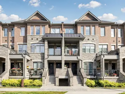 Condo Townhouse in Brampton
