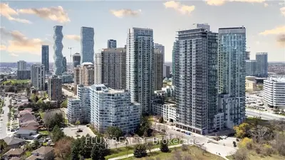 Condo Apartment in Mississauga
