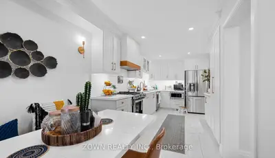 5253 Bushelgrove Circle, Mississauga, On L5m 6c5