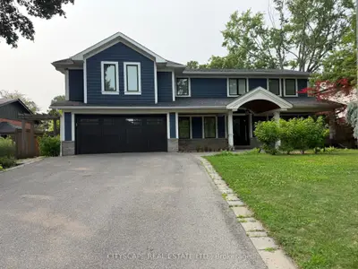 Detached in Oakville