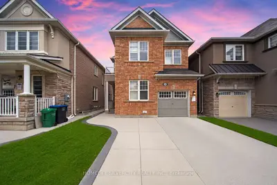 Detached in Brampton
