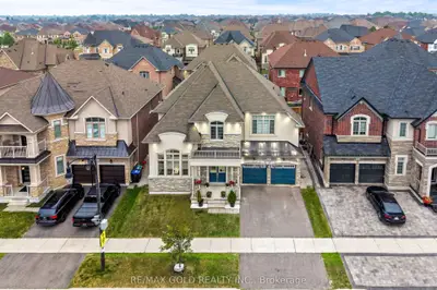 Detached in Brampton