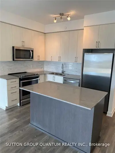 Condo Apartment in Mississauga