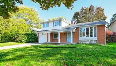 Detached in Oakville