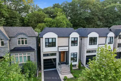78 South Kingsway, Toronto, On M6s 3t3