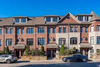 Att/Row/Townhouse in Mississauga